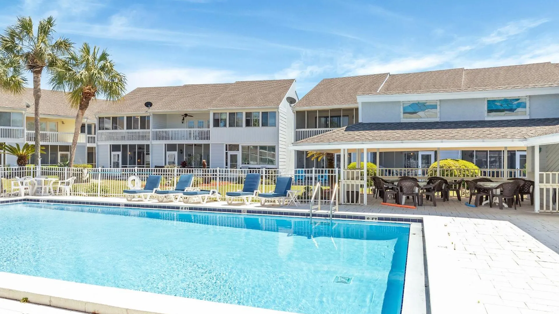 Oceania 902- By Holiday Isle Properties Destin Apartment